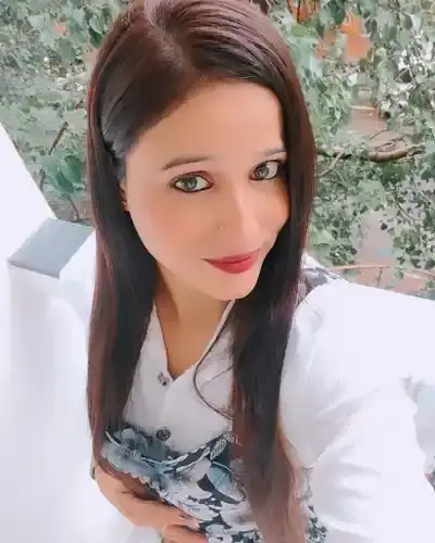 Call Girls in Alamnagar